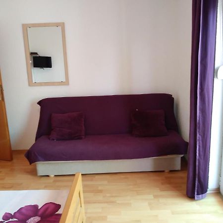 Nives Apartmani Pakoštane Екстериор снимка