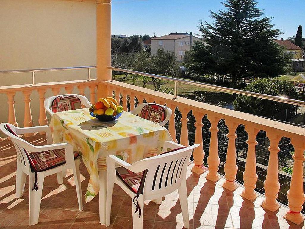 Nives Apartmani Pakoštane Екстериор снимка
